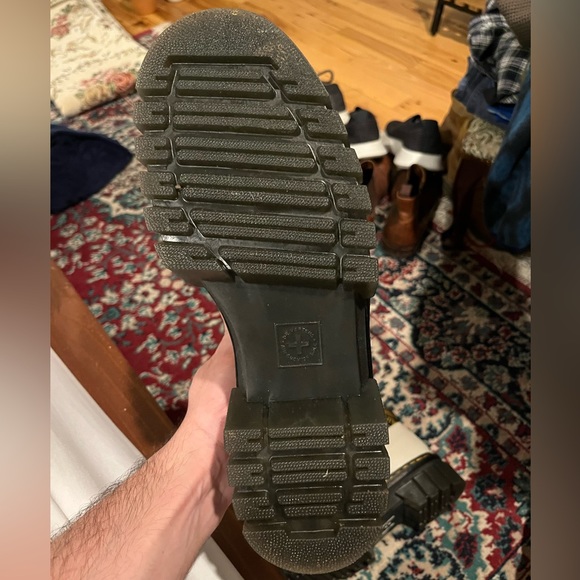 Dr. Martens AUDRICK NAPPA LEATHER PLATFORM SHOES - Picture 5 of 6